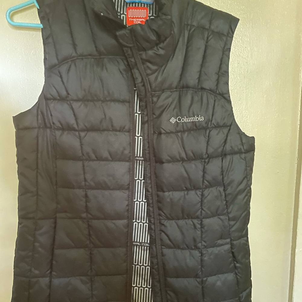 Columbia Vest Size Small